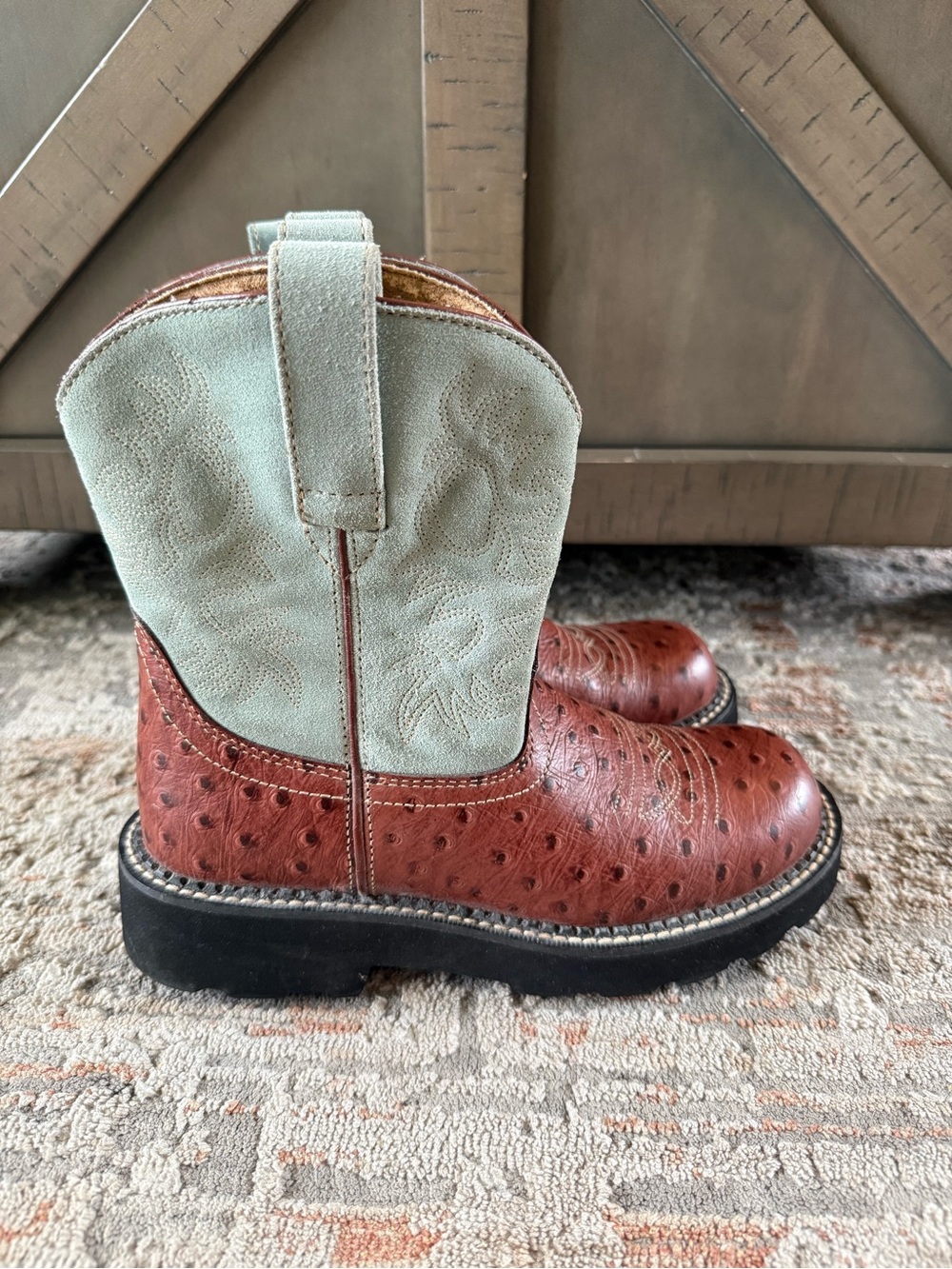 Ariat Fatbaby Brown & Teal Ostrich Print Western Boots Women’s Size 7.5 B